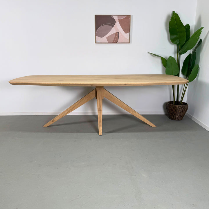 Deens ovale eettafel "Tijn" 