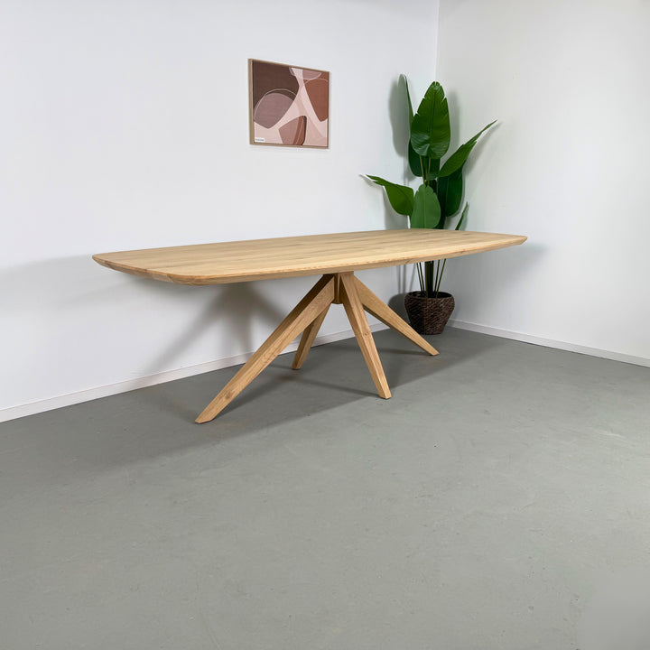 Deens ovale eettafel "Tijn" 