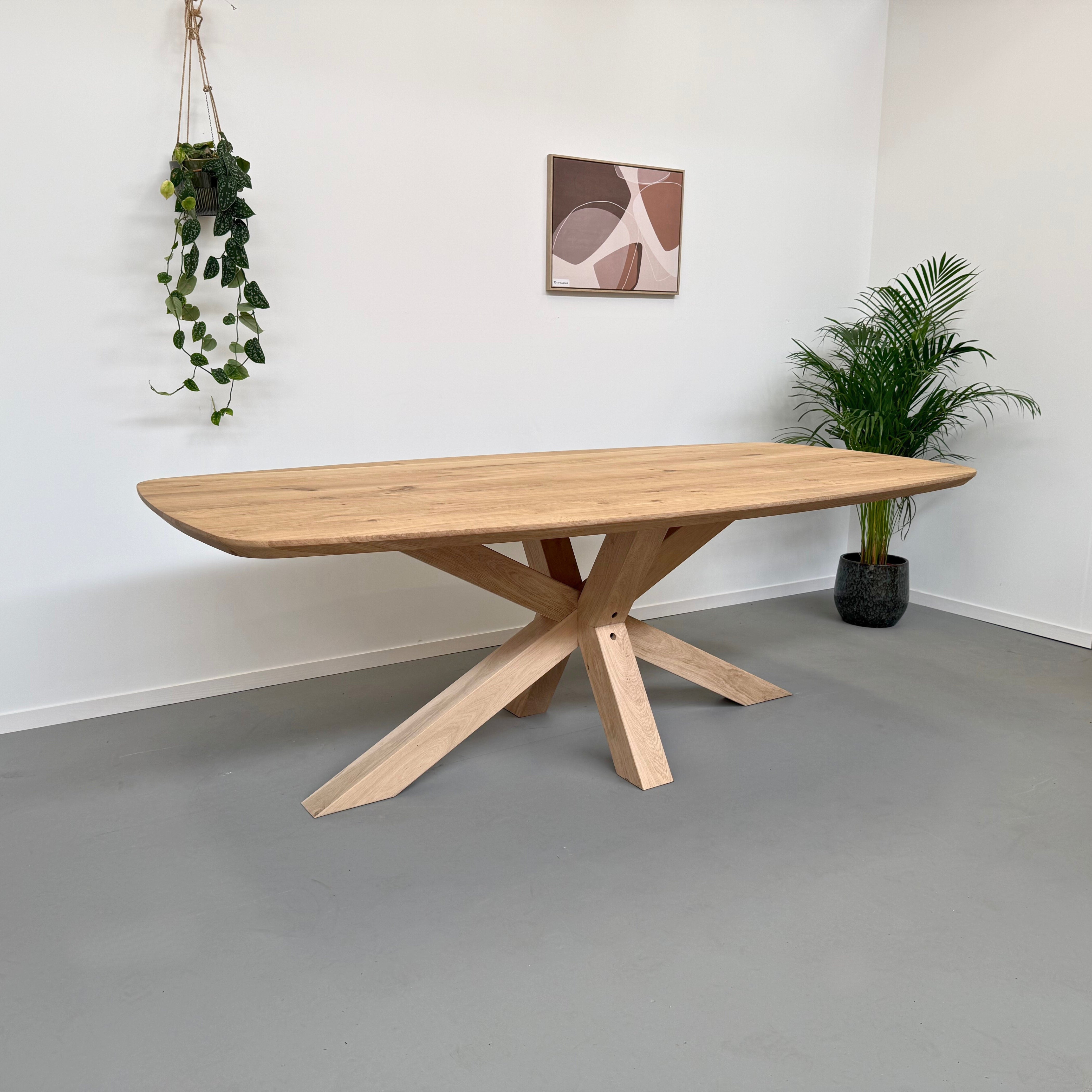 Deens ovale eettafel "Lars" 