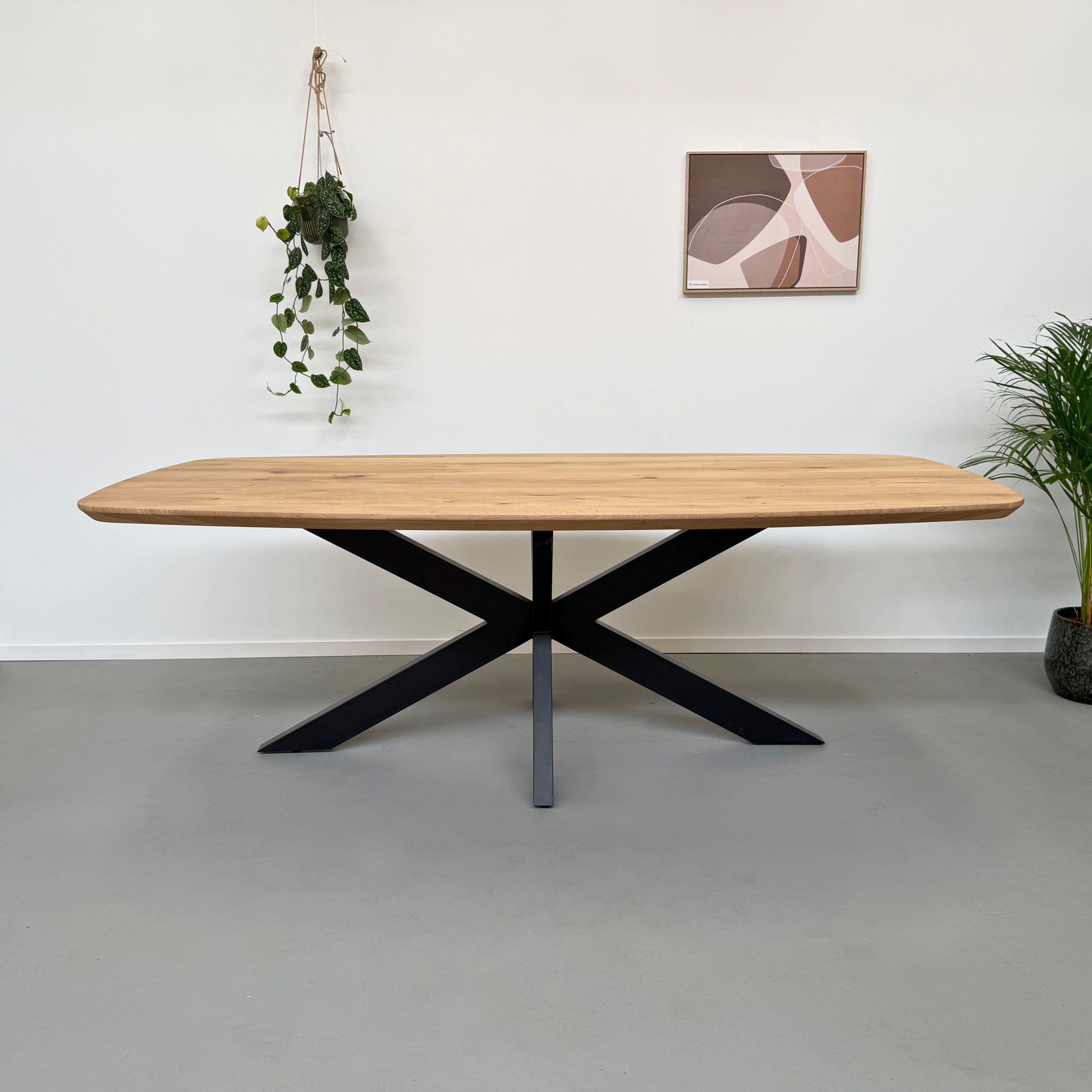 Deens ovale eettafel "Finn" 