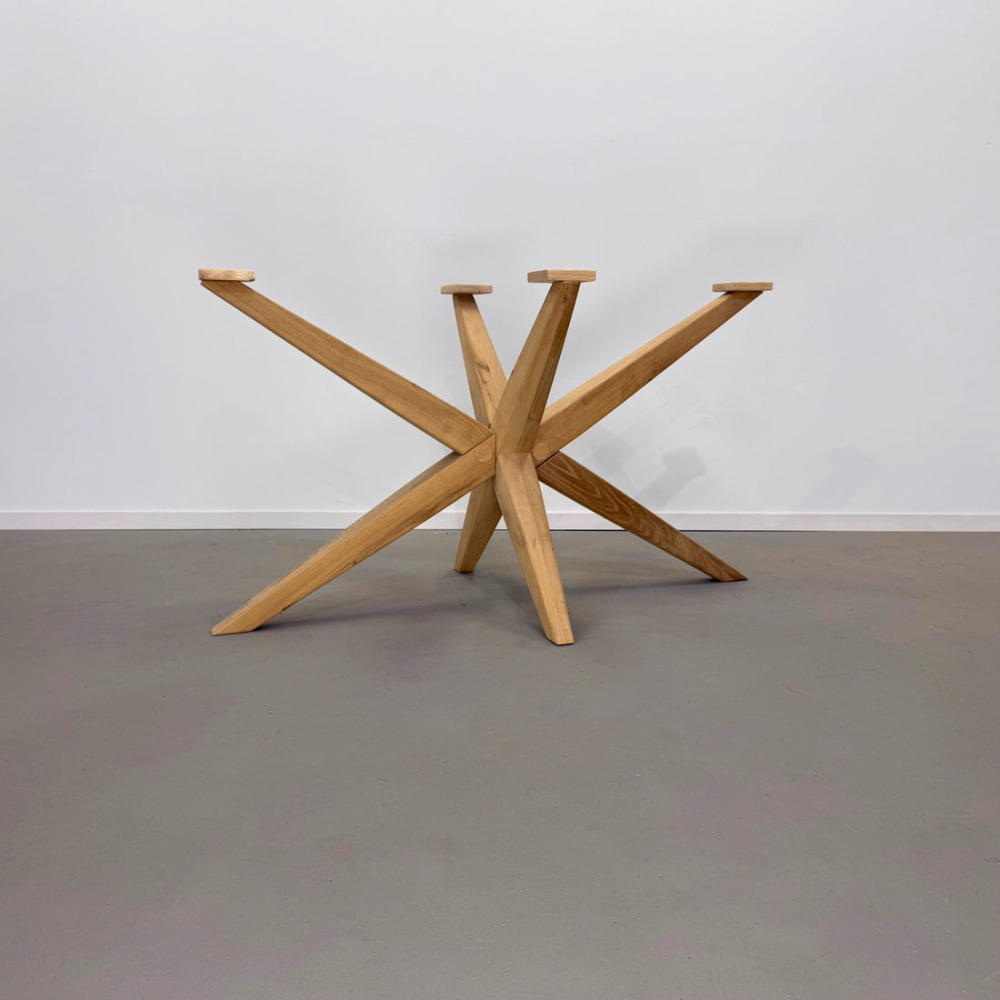 Deens ovale eettafel "Lou"