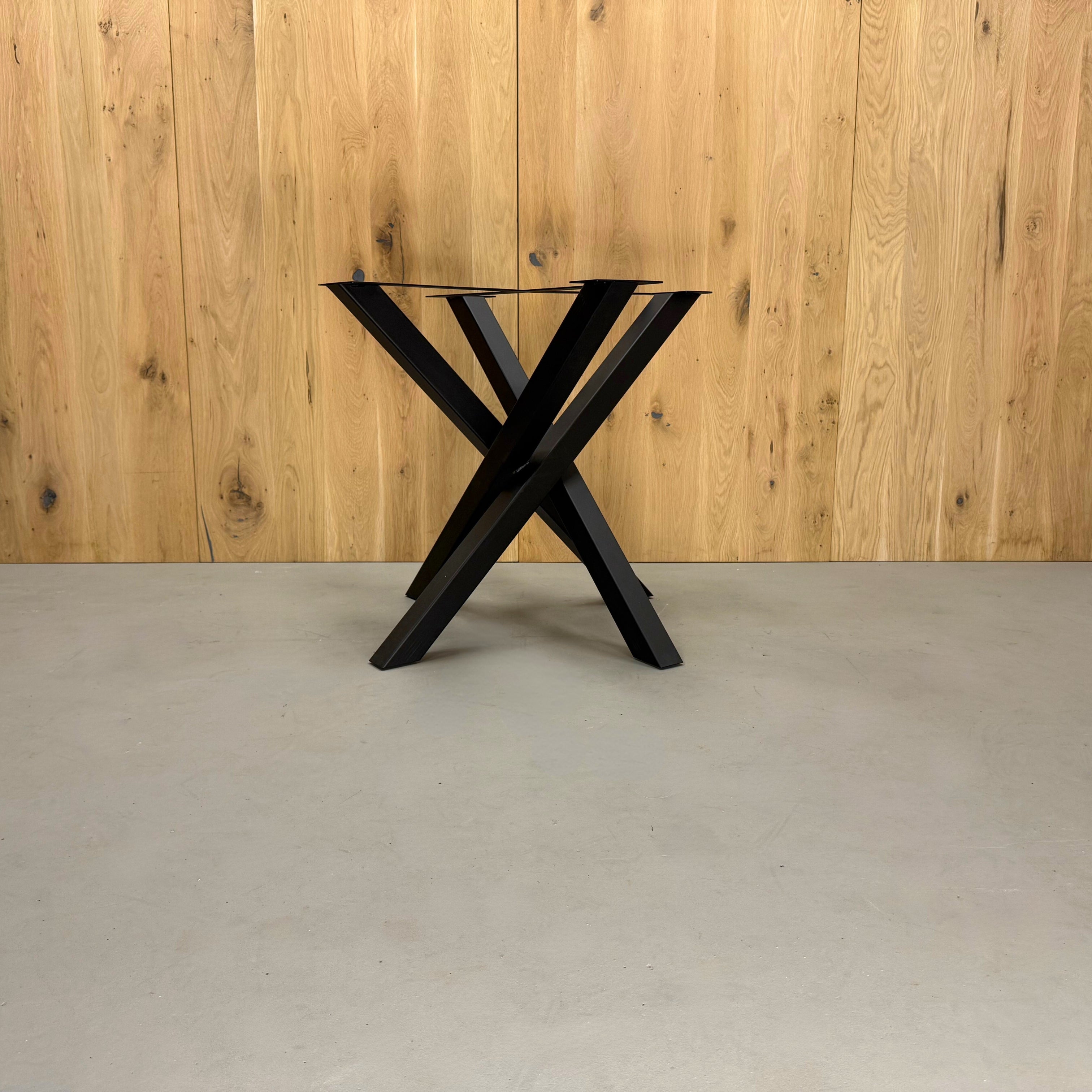 Kruispoot "Twist" - 80x80cm 