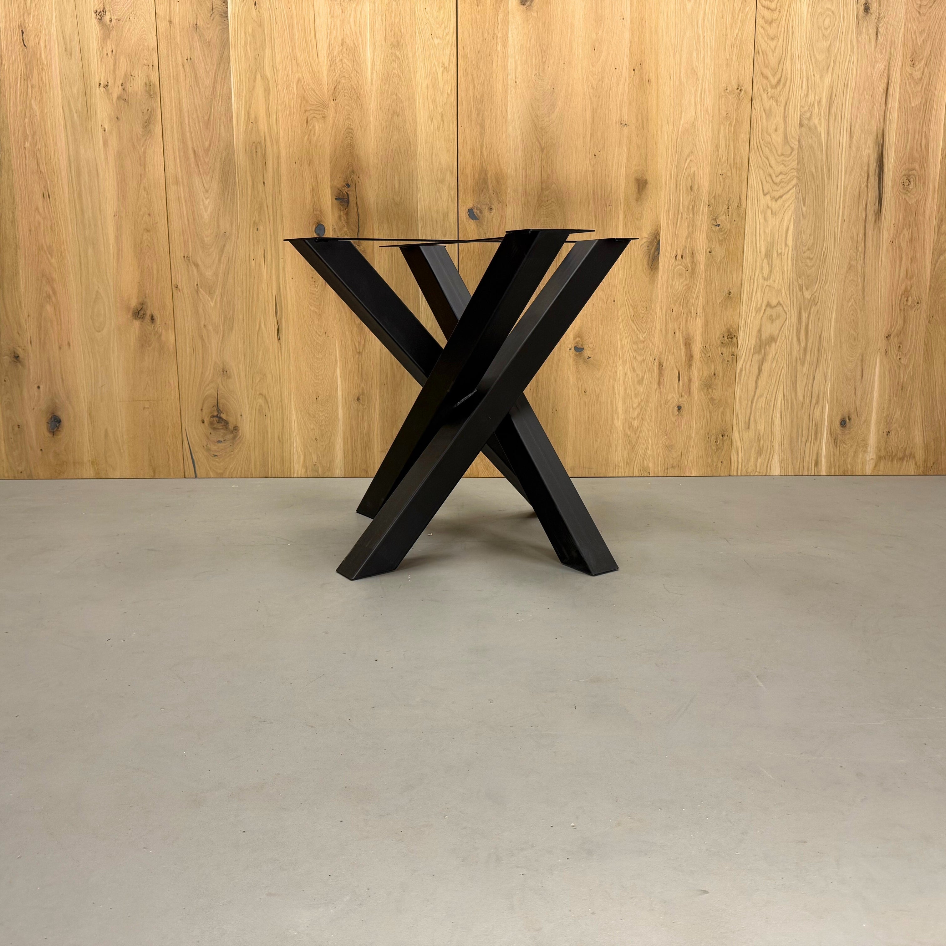 Kruispoot "Twist" - 80x80cm 